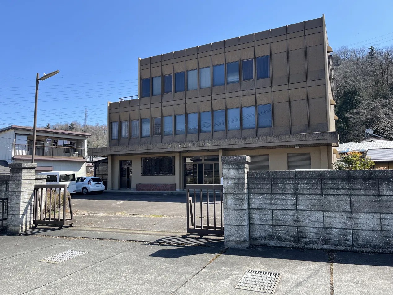SUSTEB FACTORY 都留（山梨県都留市）の工場外観